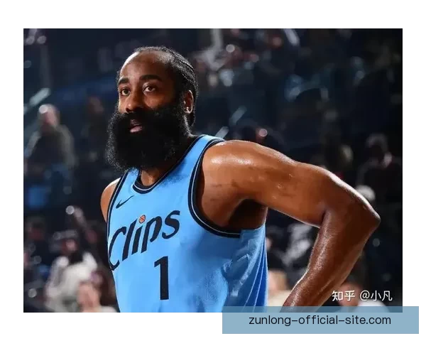 被NBA选中二十年后，他重返赛场再现传奇风采