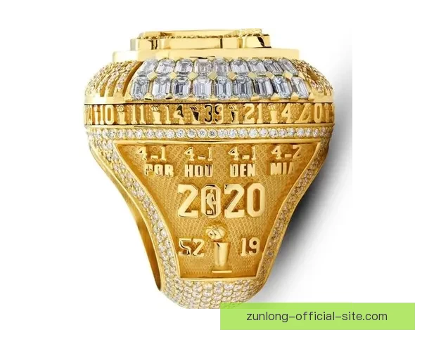 传奇魔术师豪夺二十枚冠军戒指湖人生涯独揽十一枚辉煌成就